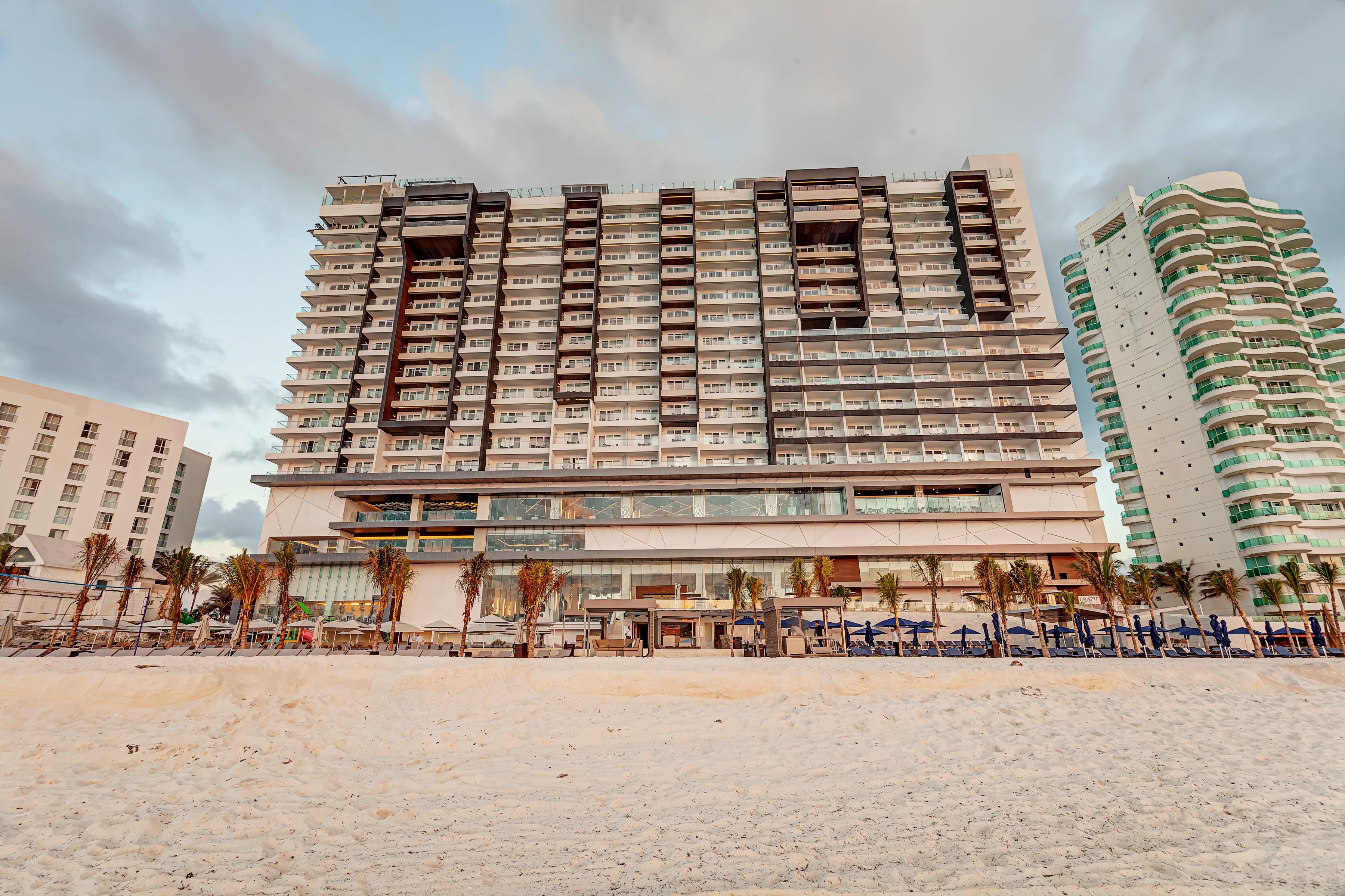 Royalton Chic Cancun, An Autograph Collection All-Inclusive Resort - Adults Only Exterior photo